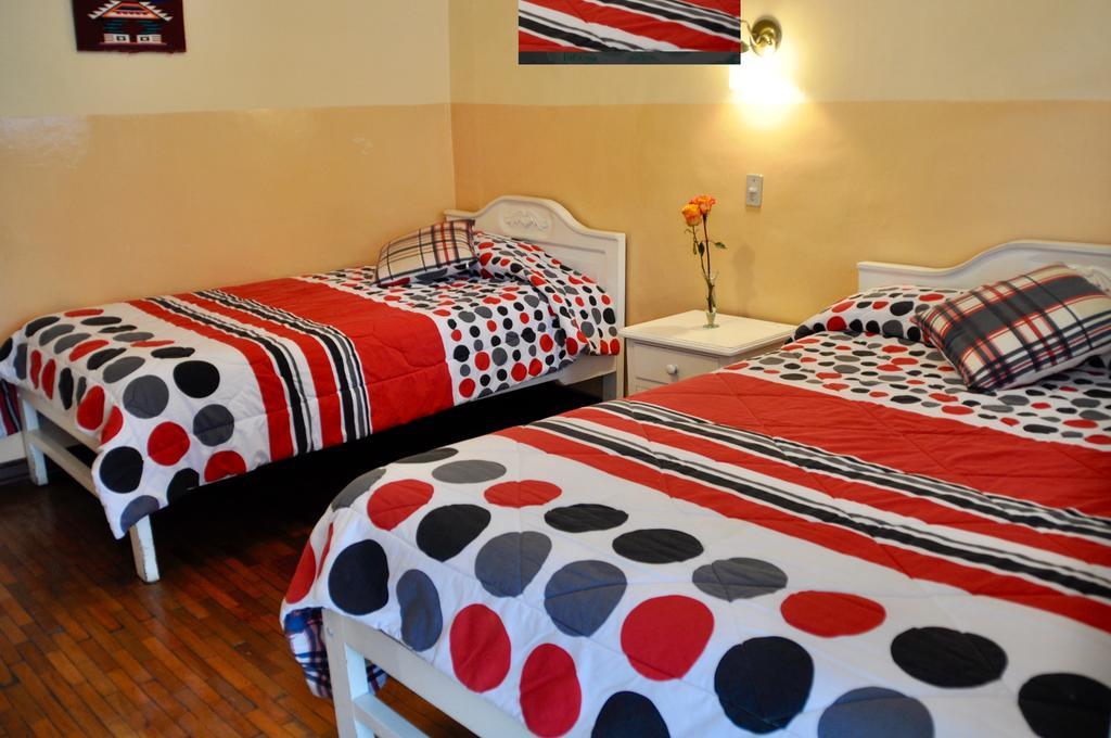 Hotel Europa Alausi Bagian luar foto